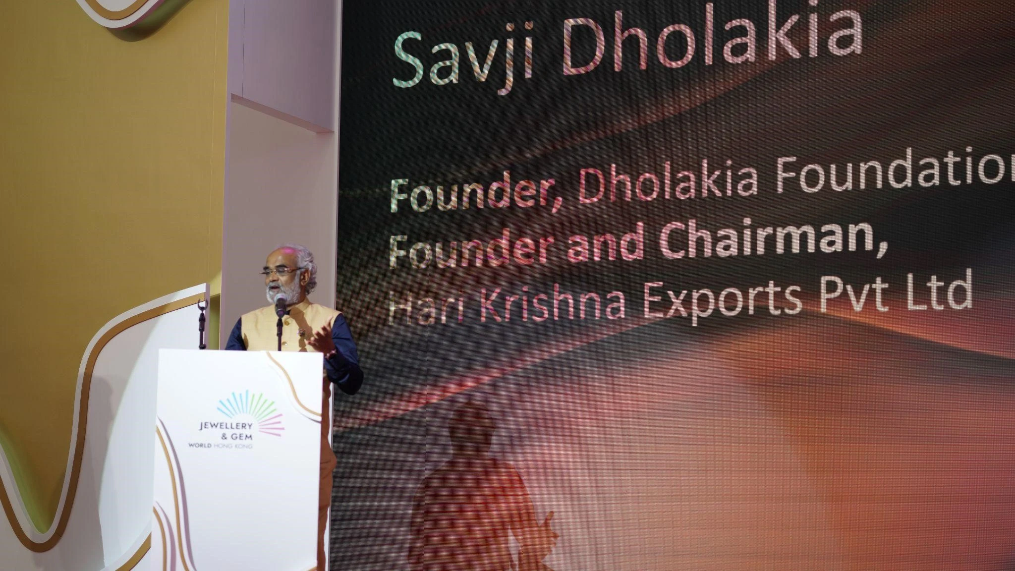 recipient of the Extraordinary 40 Award, Mr. Savji Dholakia