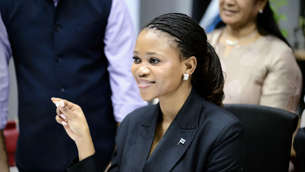 Botswana minister touring diamond manufacturing unit